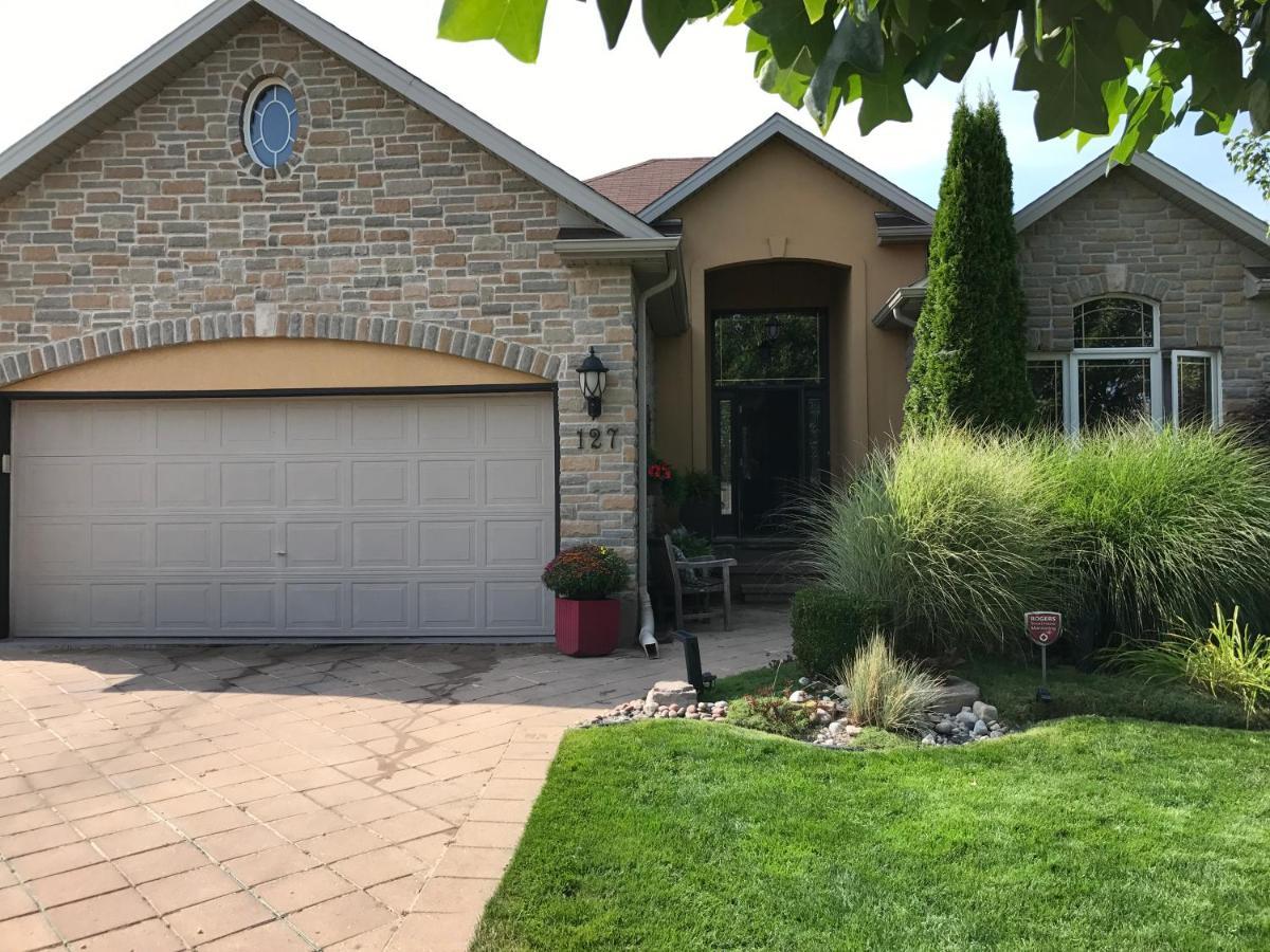 דירות לונדון Cozy Luxury On The Thames In Ontario! מראה חיצוני תמונה